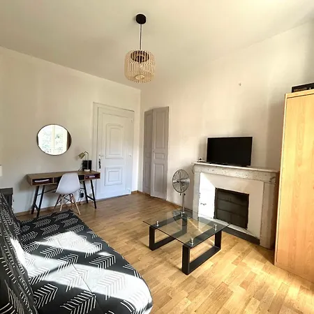 T1 Plein Centre Au 13 Cours Paoli Wifi Gratuit Calme Lumineux