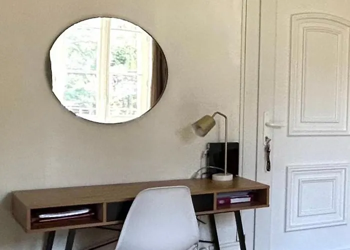 T1 Plein Centre Au 13 Cours Paoli Wifi Gratuit Calme Lumineux *